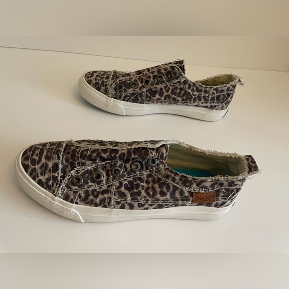 Blowfish Play Tabby Cat Olive Camo Slide On Shoe 8.5 M Vegan - Picture 9 of 10